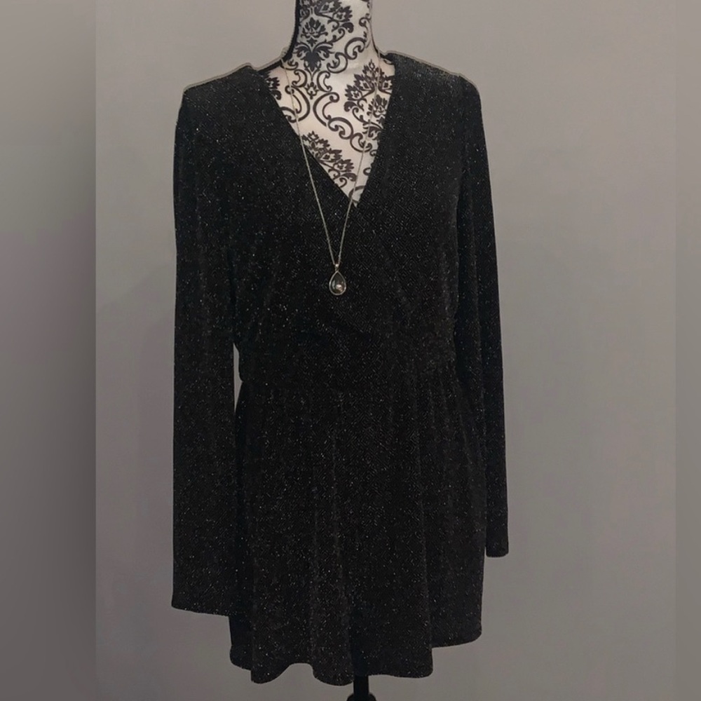 LILY ROSE- Black & Silver ROMPER Shorts DEEP-V Neckline w/ Long sleeves ~ NWT!!